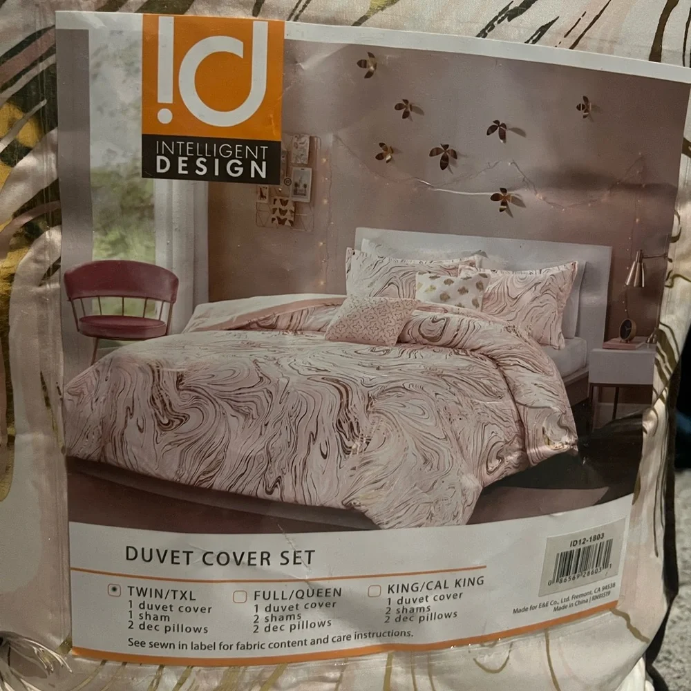 NEW Intelligent Design REBECCA Duvet Cover 4 Piece Set Twin/TwinXL
